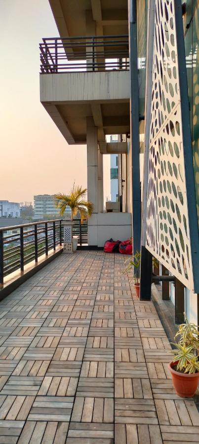 Beyzaa Hotel And Suites Kolkata Exterior photo